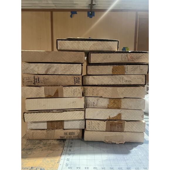 AWESOME LOT OF 18 VINTAGE NORMAN ROCKWELL PLATES KNOWLES — WITH BOXES + PAPERS! - Picture 1 of 13